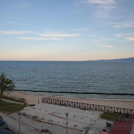 Maria Rooms To Let Ouranoupoli Luaran gambar