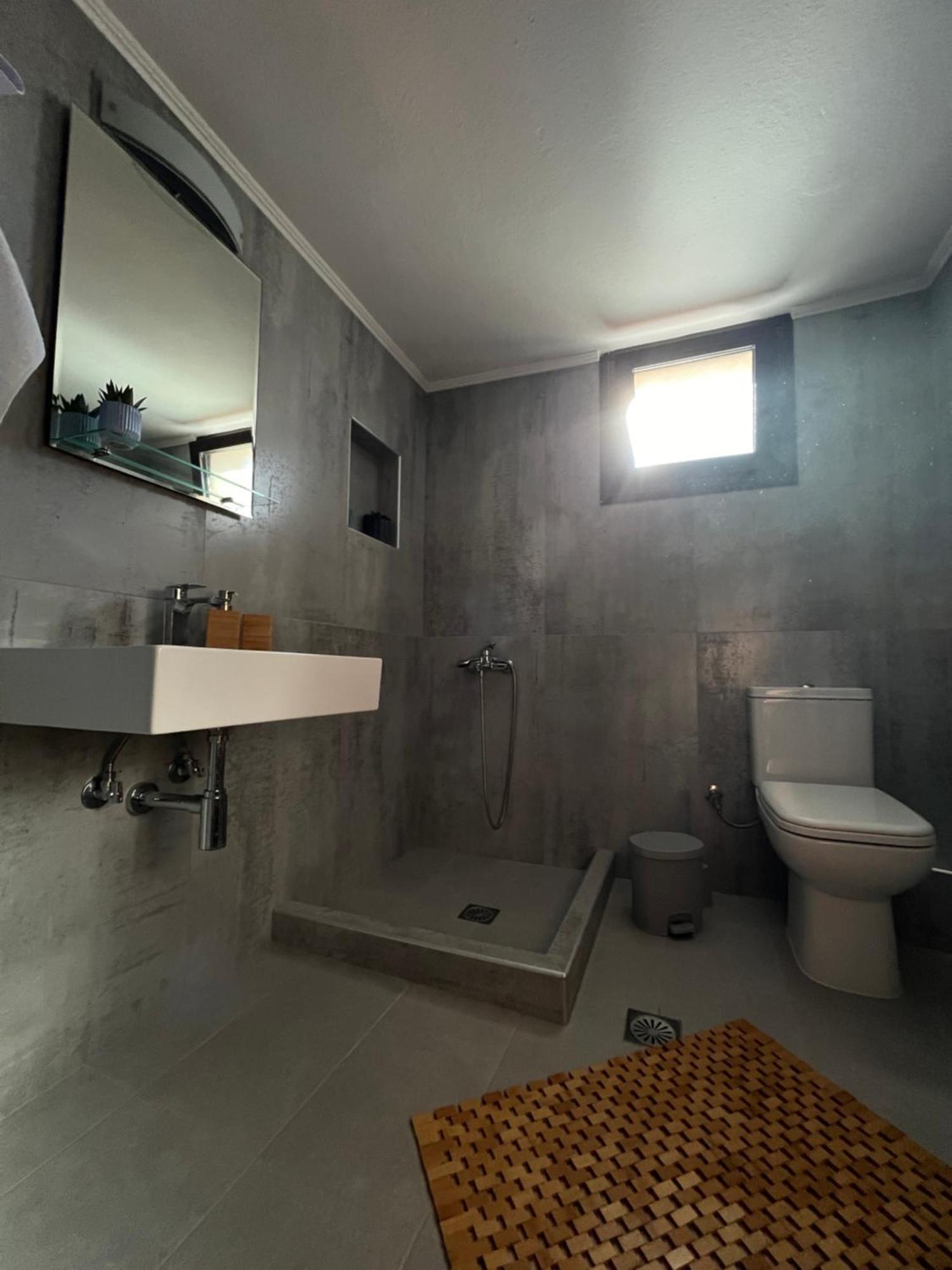 Maria Rooms To Let Ouranoupoli Luaran gambar