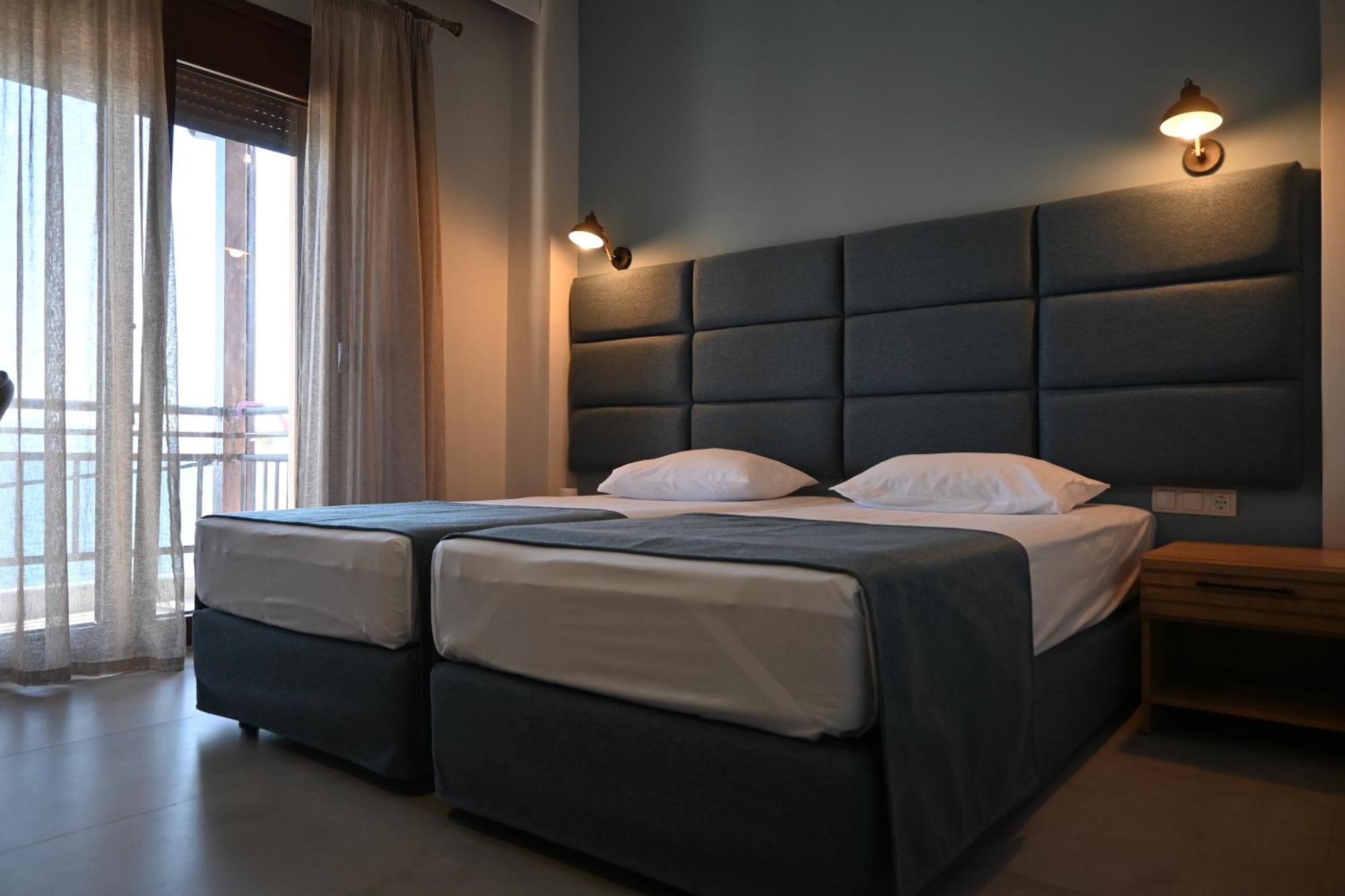 Maria Rooms To Let Ouranoupoli Luaran gambar