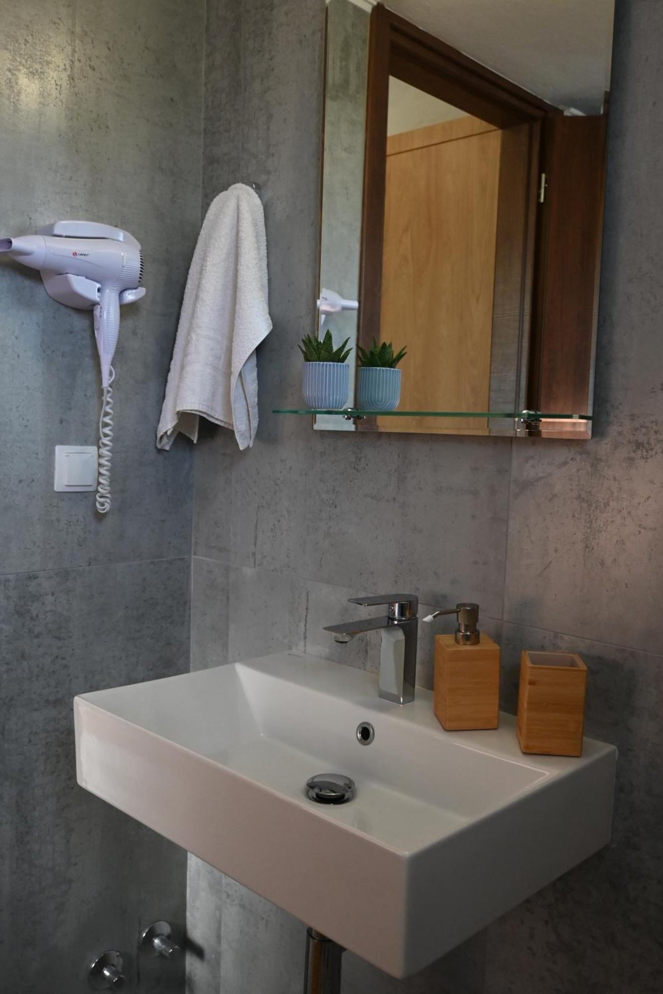 Maria Rooms To Let Ouranoupoli Luaran gambar