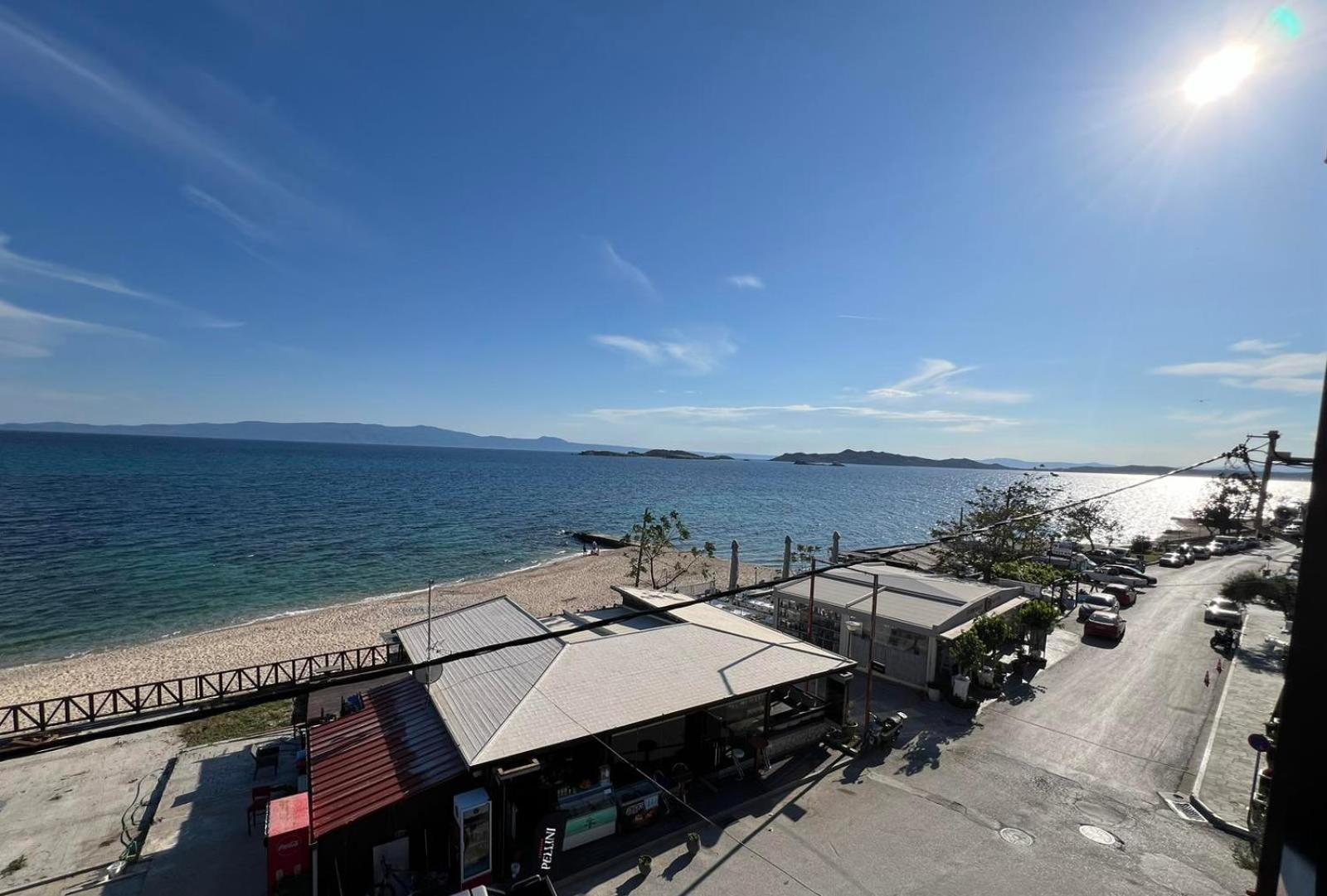 Maria Rooms To Let Ouranoupoli Bilik gambar