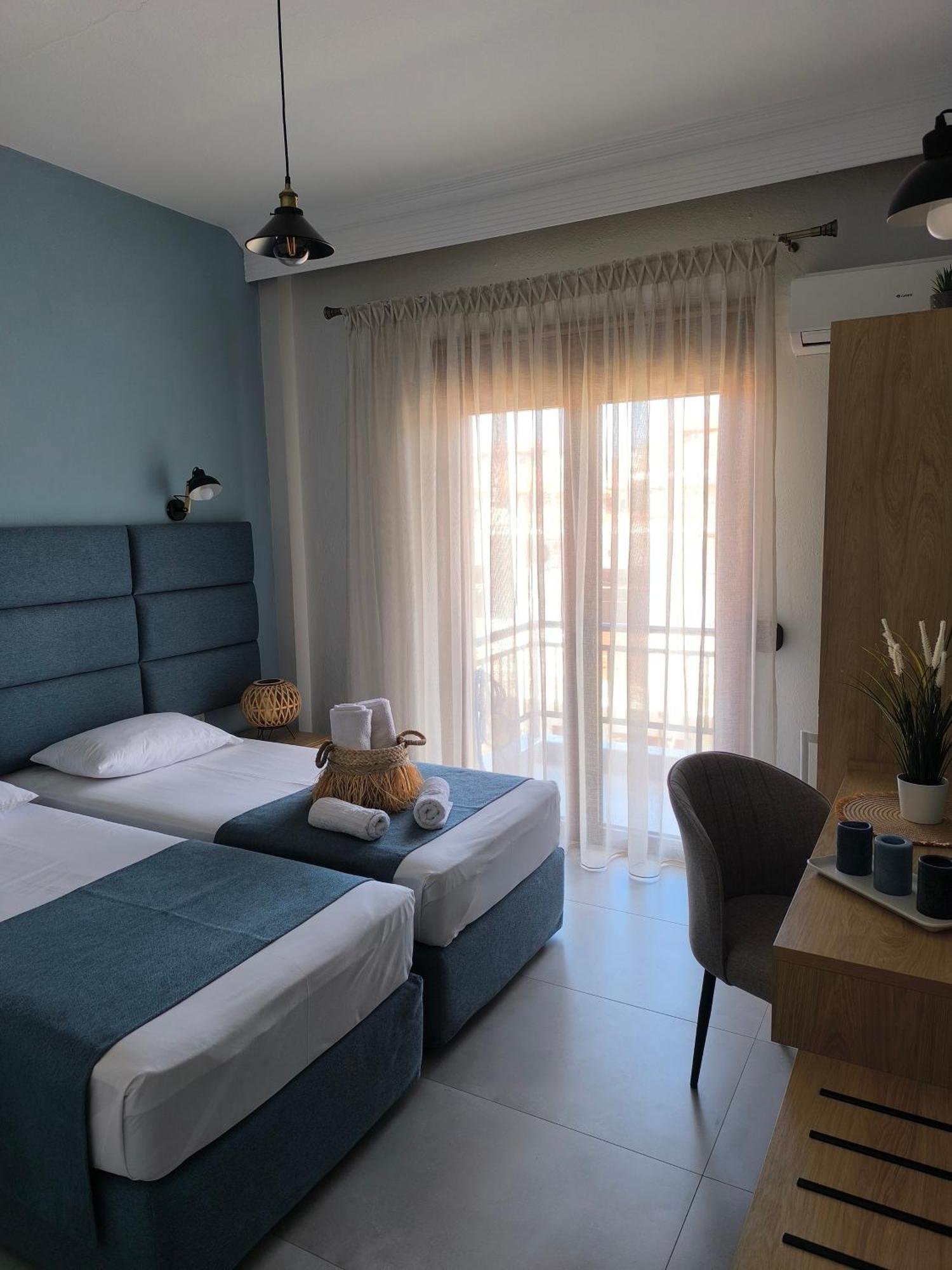 Maria Rooms To Let Ouranoupoli Luaran gambar