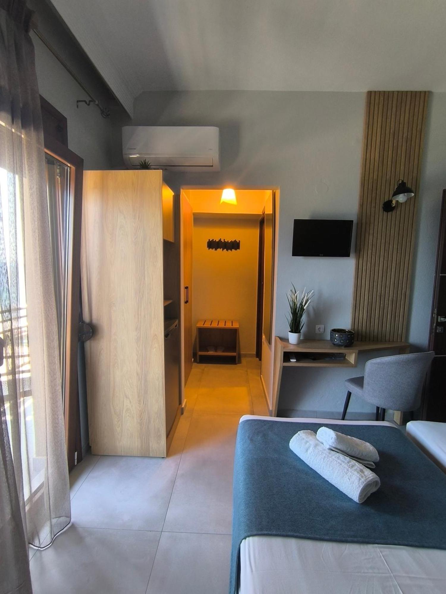 Maria Rooms To Let Ouranoupoli Luaran gambar